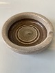 Antik Huset 
præsenterer: 
Askebæger 
med flot glasur 
i keramik
Diameter 8 cm.