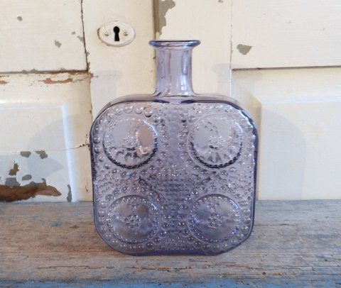 Finsk glas flaske af Nanny Still
