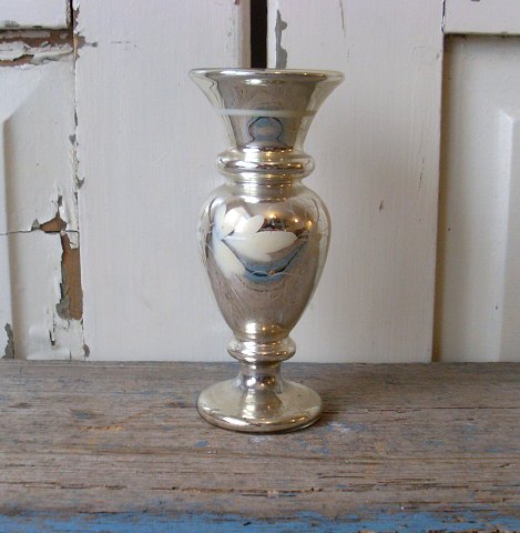 1800tals lille vase i fattigmandssølv.
