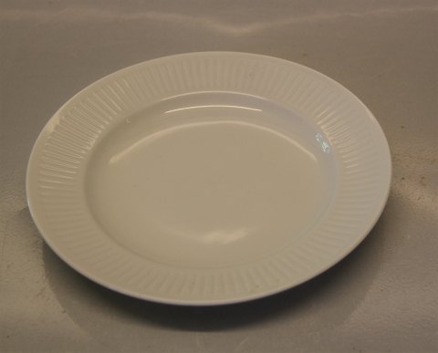 14060 Cake plate, flat 15 cm / 5 9/10"
 Royal Copenhagen  Georgiana