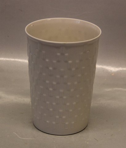 Royal Copenhagen 4101 RC White Vase with relief 13.8 x 10 cm Thorkild Olsen TO