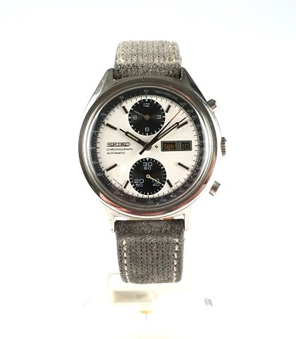 Seiko Chronograph Automatic, Panda. Cal. 6138, 
Ref. 8020. Februar 1977