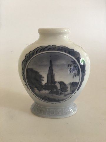 Royal Copenhagen 1922 Rundskue Vase