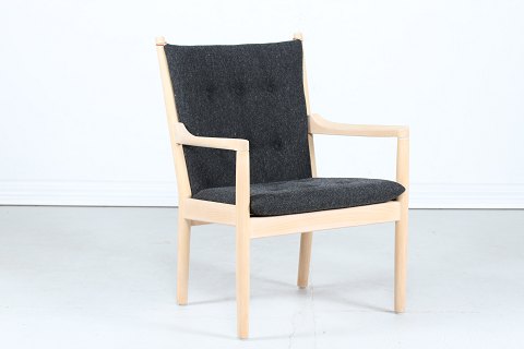 Hans J. Wegner