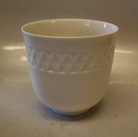 Royal Copenhagen 4342 RC White Bowl 10.8 cm x 11 cm HHH?
