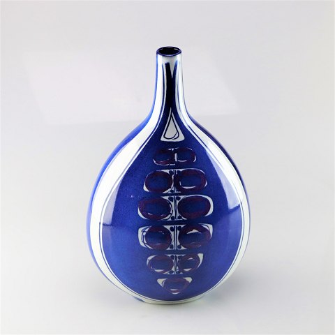 Aluminia vase
Tenera