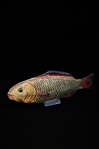 Decorative 1800s "fish" in painted papier-mâché with glass eyes and a really 
nice patina...