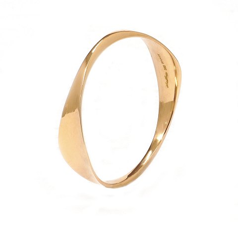 Hans Hansen Armring aus 14kt Gold. Gestempelt Hans 
Hansen. D innen: 6,2cm. G: 31,9gr