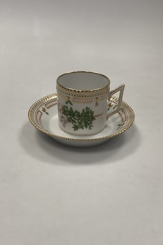 Royal Copenhagen Flora Danica Chocolate Cup No 20 / 3513