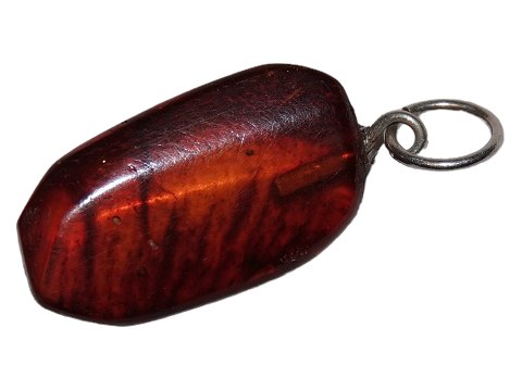 Amber pendant