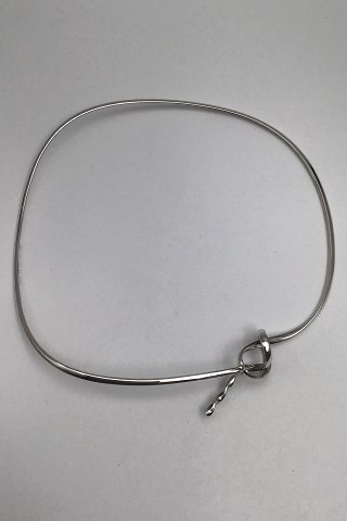 Georg Jensen Sterling Sølv Halsring No. 241  Forget Me Knot Torun