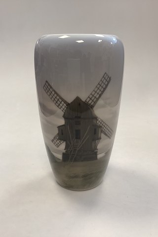Royal Copenhagen Vase med Mølle No. 1851/1049