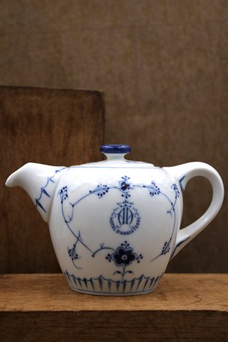 Bing & Grøndahl Blåmalet / Musselmalet tekande med logo fra Hotel 
D`Angleterre...