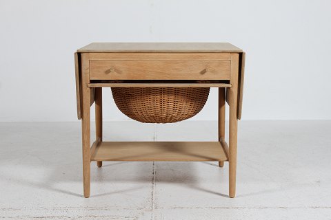 Hans J. Wegner