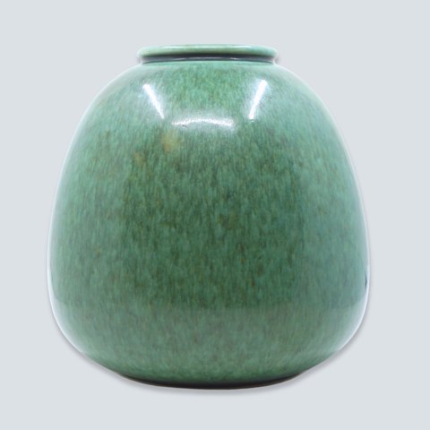 Saxbo, Eva Stæhr-Nielsen; A stoneware vase decorated with a blue and green glaze, No. 14