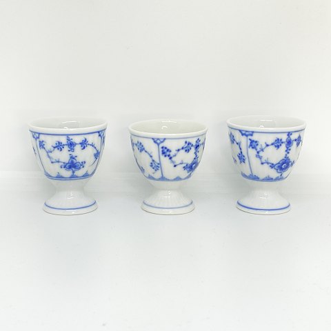 egg cup blue flyted.