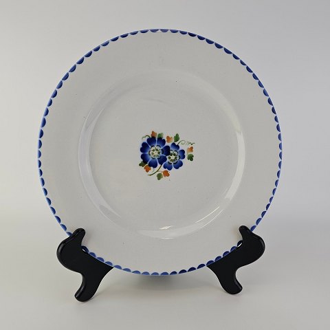 Aluminia Geranium II