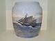 Royal Copenhagen
Large vase / flowerpot with sailboat from 1923-1928