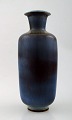 Berndt Friberg Studio large ceramic vase. Modern Swedish design. Unique, 
handmade.