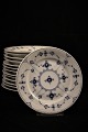 Royal Copenhagen Musselmalet Riflet dessert / brød  tallerken. Dia.:14,3cm.
RC# 1/300.