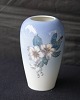 Lyngby Porcelæn
Vase med hvide blomster 128-1/22