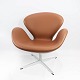 Svane stolen, model 3320, designet af Arne Jacobsen i 1958 og fremstillet af 
Fritz Hansen.
