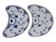 Blue Fluted Full Lace
Moon shaped dish 21 cm. #1173