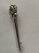 Silver brooch with inlaid Moonstone
Stamped 830S
Length 4.7 cm