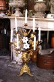 Antik, 1800 tals dekorativ fransk kirkelysestage 
i bronze med plads til 7 stearinlys...