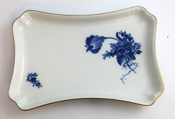 item no: 615827