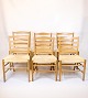 Osted Antik & 
Design 
præsenterer: 
Sæt Af 
Seks Kirkestole 
- Model 
Kirkestol - 
Egetræ - Kaare 
Klint - 
1960erne
