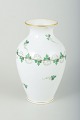 Herend, Ungarn
Vase, midten 
af 1900-tallet.