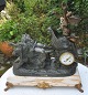 Pegasus – Kunst 
- Antik - 
Design 
presents: 
Huge 
French mantel 
clock, 19th 
century. Char 
de la Concorde.