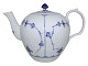 Antik K 
presents: 
Blue 
Fluted Plain
Rare teapot 
from 1898-1923