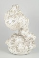 L'Art præsenterer: Christina Muff, dansk samtidskeramiker (f. 1971). Høj unika stentøjsvase, organisk formet.
