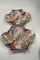 Par Imari porcelæns Tallerkener fra Japan omkring 1850.
