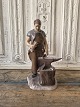 Karstens Antik præsenterer: B&G figur - smed No. 2225