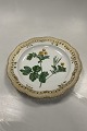 Royal Copenhagen Flora Danica  Fad med gennembrudt rand ...