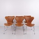 Sæt af 6 Arne Jacobsen Syver Stole i Cognac Elegance ...