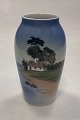 Danam Antik præsenterer: Royal Copenhagen Vase No. 2887/88A