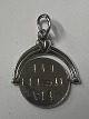 Antik Huset præsenterer: Din bedste ven Vedhæng/Charms i Sølv.Længde. 2,3 cm.