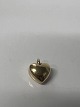 Antik Huset præsenterer: Hjerte i Charms / Vedhæng 14 karat massivt Guld.Højde 1,7 cm.