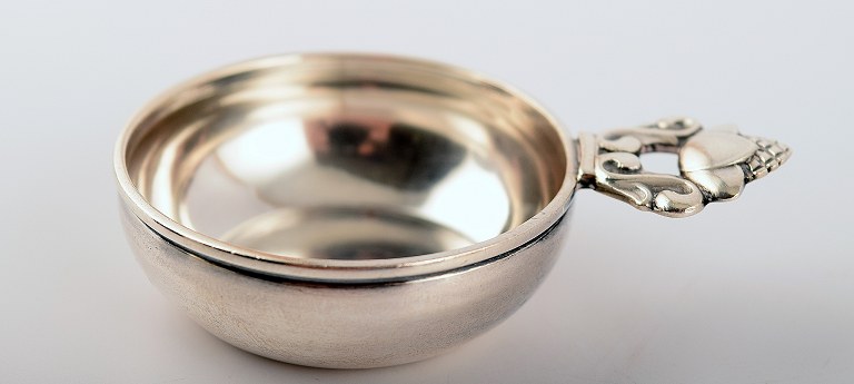 Georg Jensen acorn, salt cellar in sterling silver.