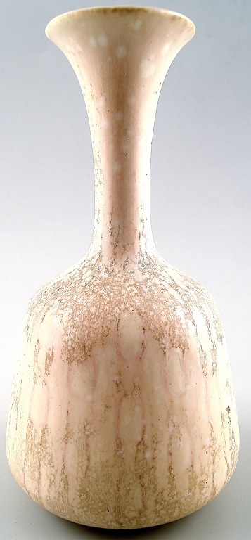 Rörstrand, Gunnar Nylund ceramic vase.
