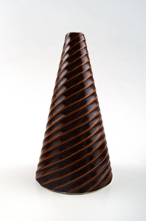 Stig Lindberg, Gustavsberg, Domino vase in ceramic.
