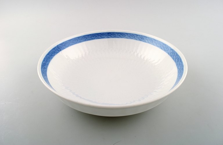 Royal Copenhagen Blue fan, dish no. 1212-11526. Potato Bowl.
