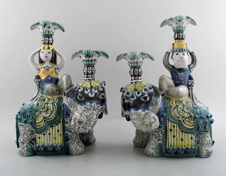 Bjørn Wiinblad, 1918-2006: Unique Figurines in the form of King Solomon and the 
Queen of Saba riding elephants, of glazed ceramics.