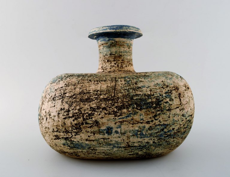 Yngvor Blomström, own workshop, Swedish ceramist. Unique ceramic vase.