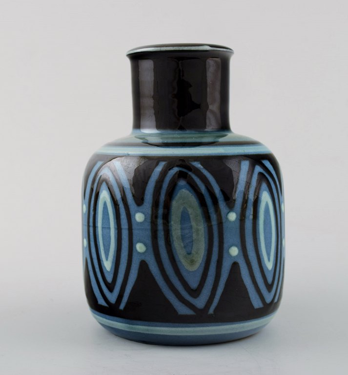 Kähler, Denmark, glazed stoneware vase. 1940s.