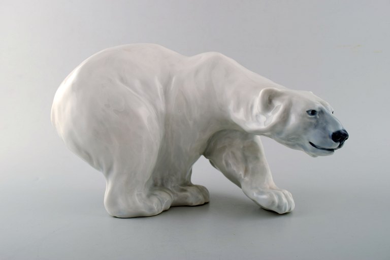 Royal Copenhagen number 113, Polar Bear standing, Design Knud Kyhn before 1910.